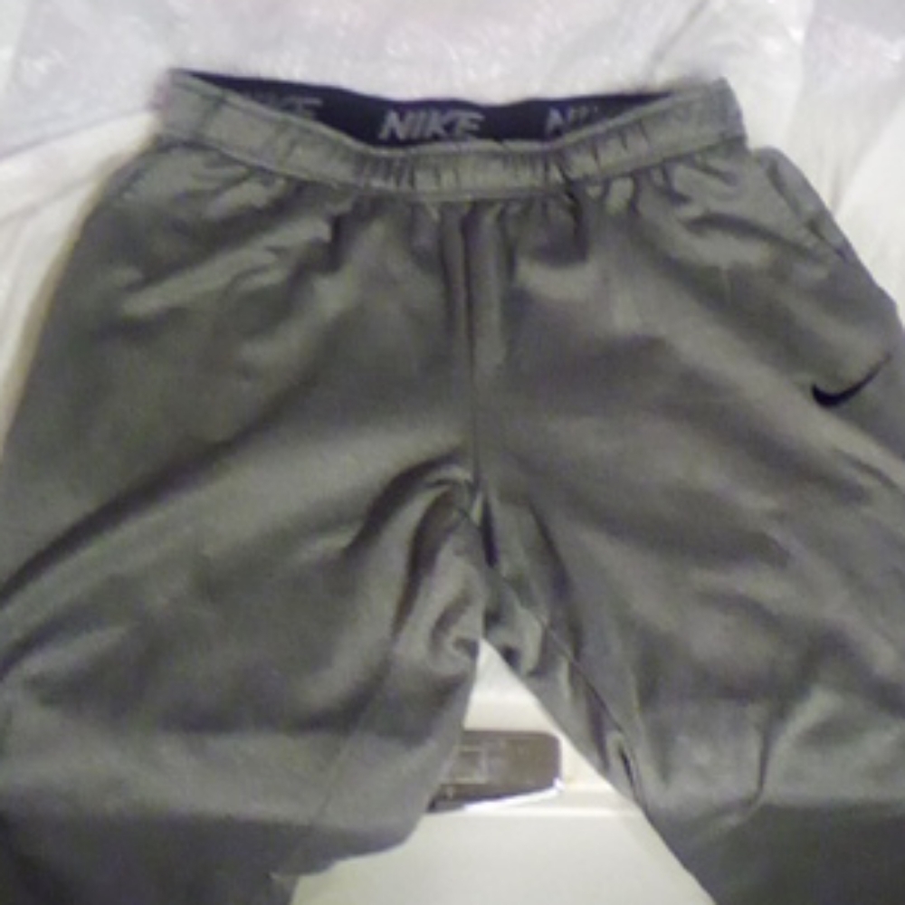 Nike dri fit xl sweatpants